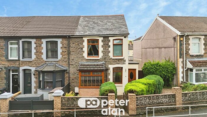 3 Bedroom End Of Terrace House For Sale In Treharne Terrace, Treharris, CF46