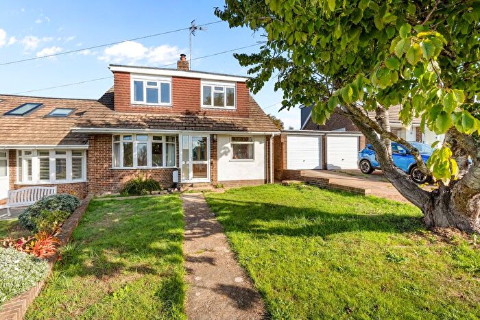 4 Bedroom Semi-Detached House For Sale In Holmbush Close, Shoreham-By-Sea, BN43
