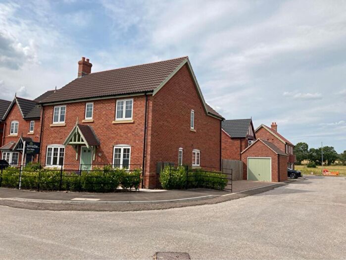 4 Bedroom Detached House For Sale In Southwold Road, Market Rasen, LN8