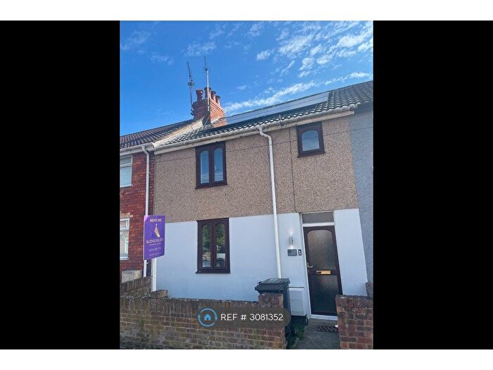 3 Bedroom Terraced House To Rent In Kitchener St, Swindon, SN2