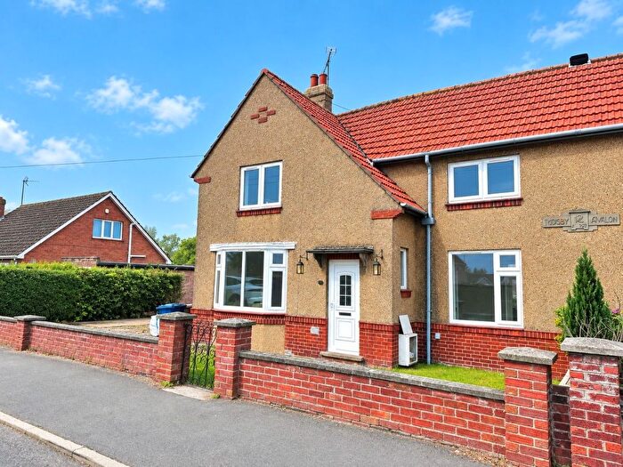 3 Bedroom Semi-Detached House To Rent In North Brink, Wisbech, PE13
