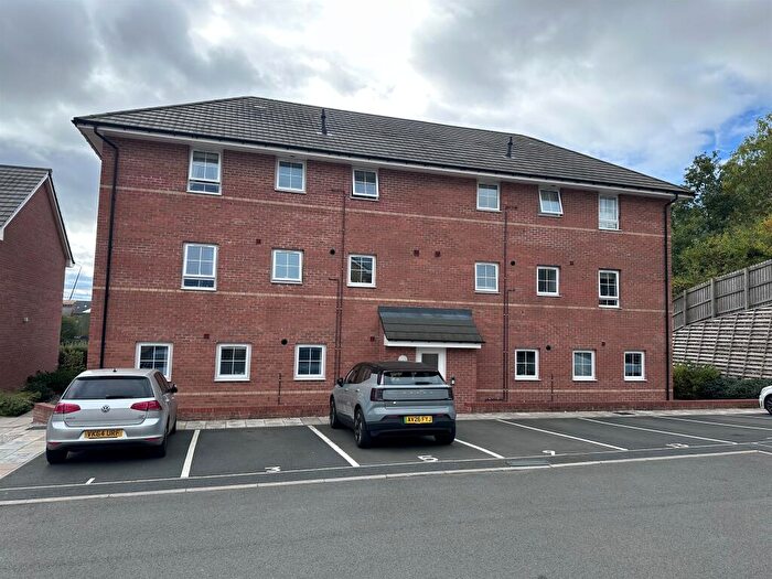 2 Bedroom Flat For Sale In Banks Way, Catcliffe, Rotherham, S60