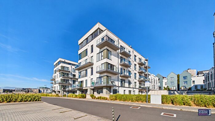 1 Bedroom Flat For Sale In Fin Street, Plymouth, PL1