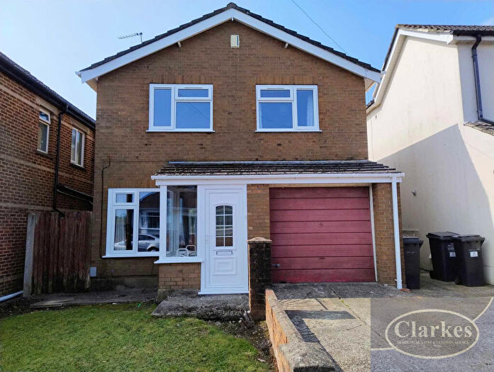 4 Bedroom Detached House To Rent In Acton Road, Wallisdown, BH10