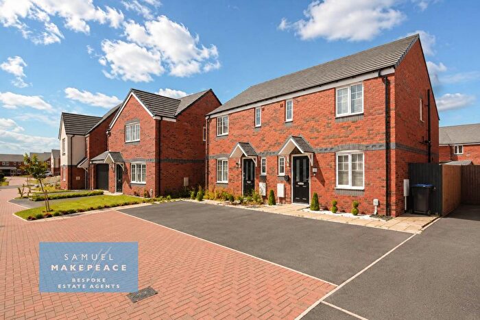 3 Bedroom Semi-Detached House For Sale In Whiston Grove, Meir, Stoke-On-Trent, ST3