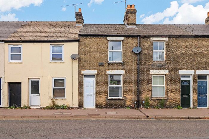 2 Bedroom Terraced House For Sale In Newmarket Road, Cambridge, CB5