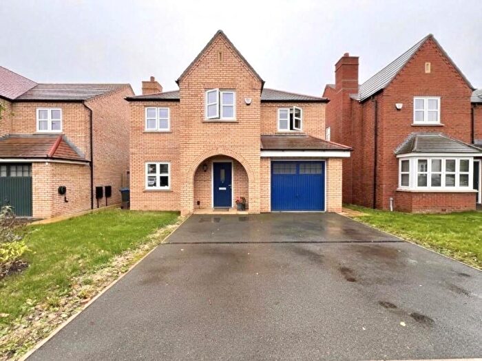 4 Bedroom Detached House For Sale In James Close, Upton, Northampton, NN5