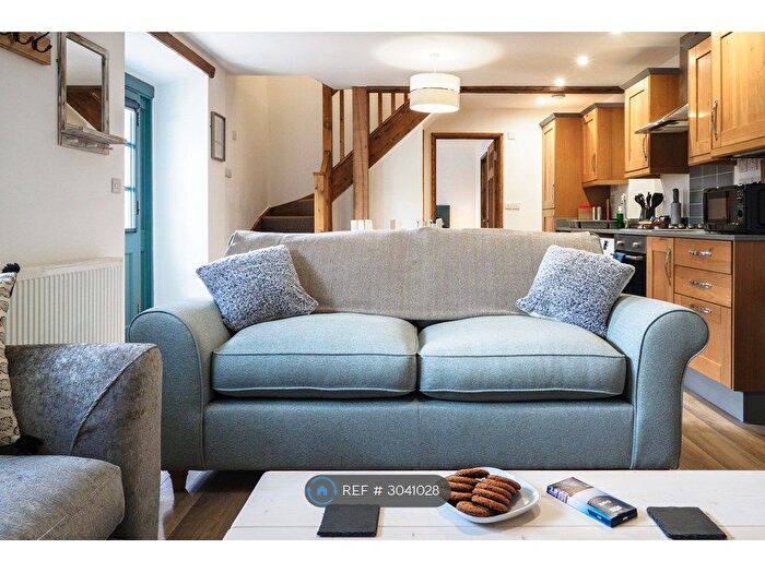 3 Bedroom Semi-Detached House To Rent In Penwarne Road, Falmouth, TR11