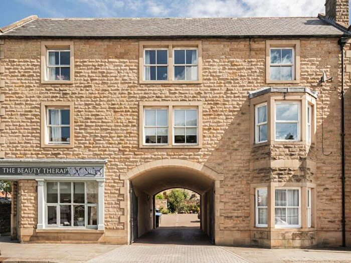 2 Bedroom Flat To Rent In Newgate, Barnard Castle, County Durham, DL12