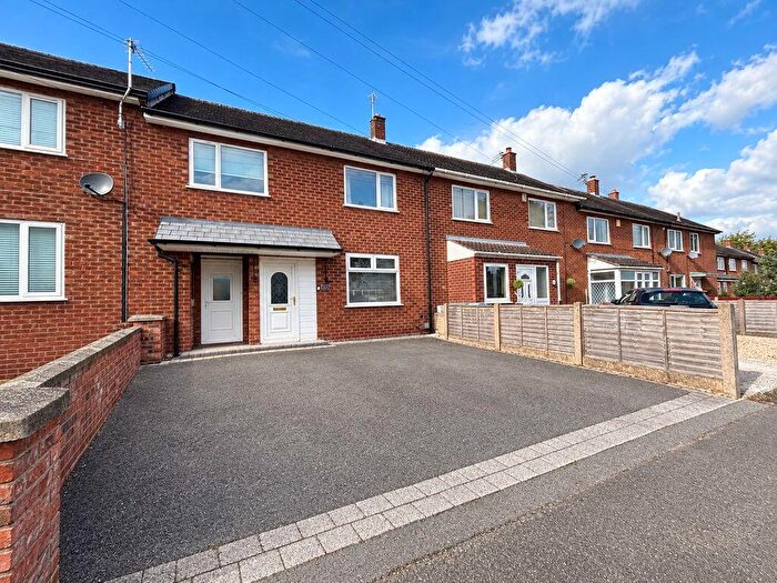 3 Bedroom Terraced House For Sale In Crossacres Road, M22