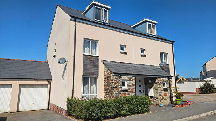 4 Bedroom Semi-Detached House For Sale In St Austell, PL25