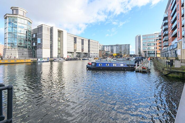 2 Bedroom Flat For Sale In Magellan House, Leeds Dock, LS10