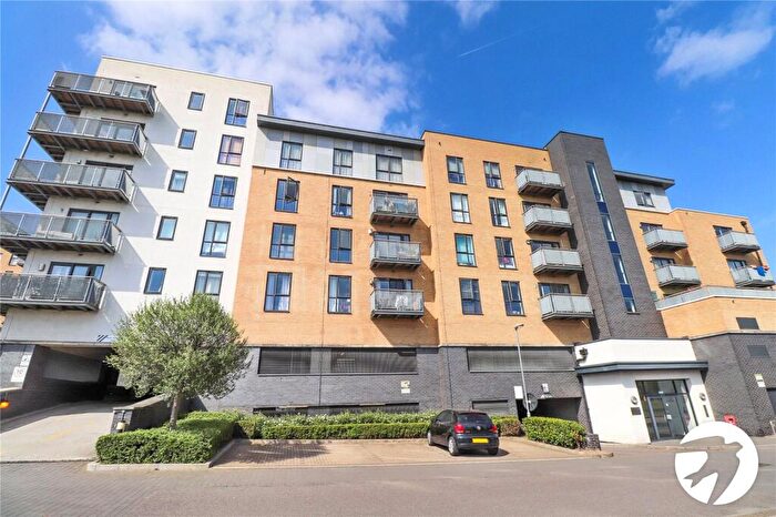 1 Bedroom Flat For Sale In Little Brights Road, Belvedere, DA17