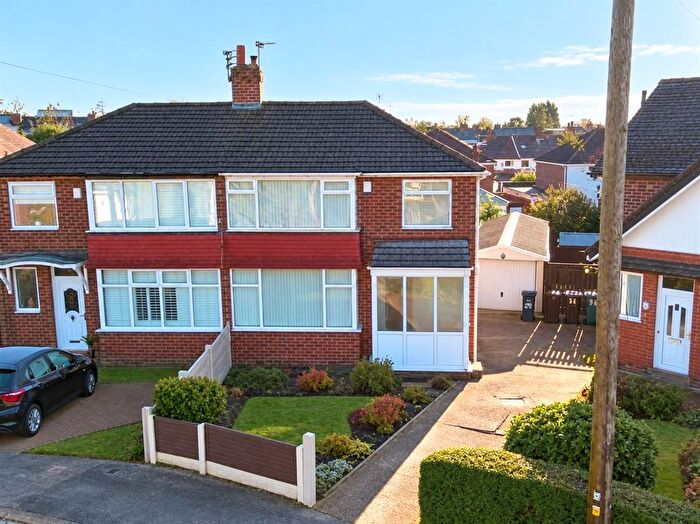 3 Bedroom Semi-Detached House To Rent In Hastings Road, Prestwich, M25