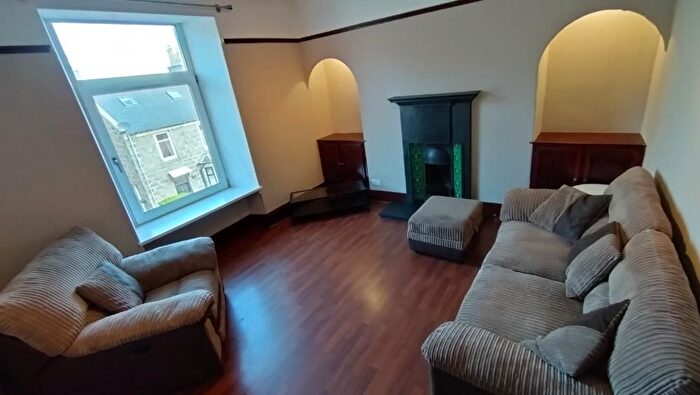 2 Bedroom Flat To Rent In Walker Road, Second Floor, AB11