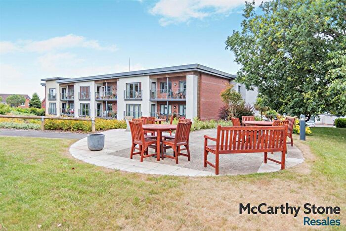 2 Bedroom Apartment For Sale In Pincombe Court, Buckingham Close, Exmouth, EX8