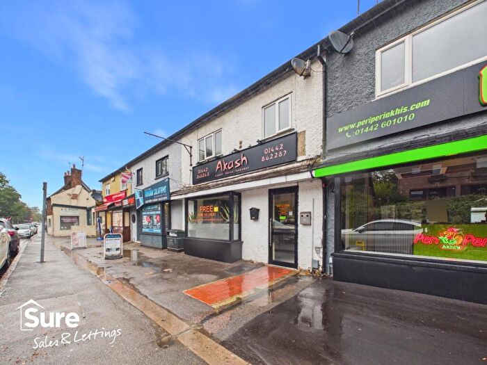 2 Bedroom Apartment To Rent In Gossoms End, Berkhamsted, Hertfordshire, HP4