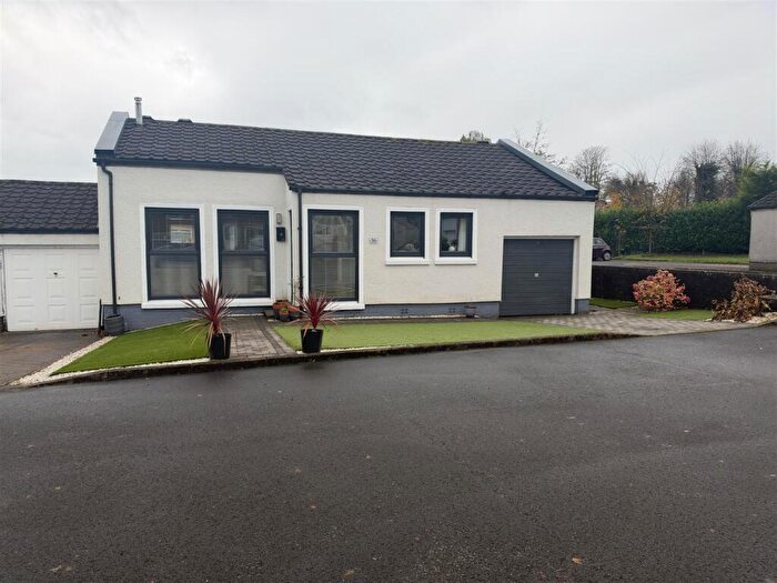 2 Bedroom Semi-Detached Bungalow For Sale In Burnside Gardens, Kilbarchan, Johnstone, PA10