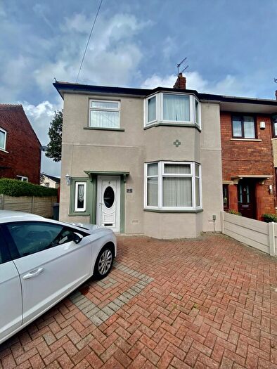 3 Bedroom House To Rent In Cintra Avenue, Ashton On Ribble, Preston, PR2