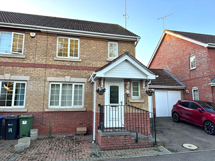 3 Bedroom Semi-Detached House For Sale In Cherry Tree Close, Halstead, Essex, CO9