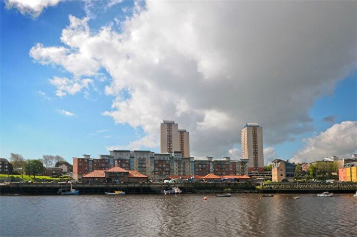 2 Bedroom Flat For Sale In River View, Low Street, Sunderland, SR1