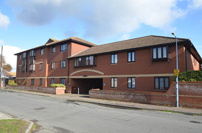 2 Bedroom Apartment For Sale In The House Martins, Cage Lane, Felixstowe, IP11