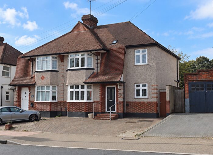 4 Bedroom Semi-Detached House For Sale In Pickhurst Lane, Bromley, BR2
