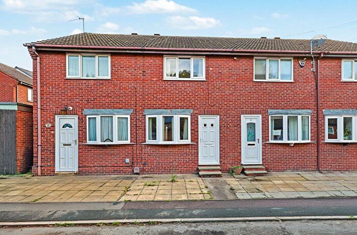 2 Bedroom Terraced House For Sale In Victoria Street West, Brampton, Chesterfield, S40