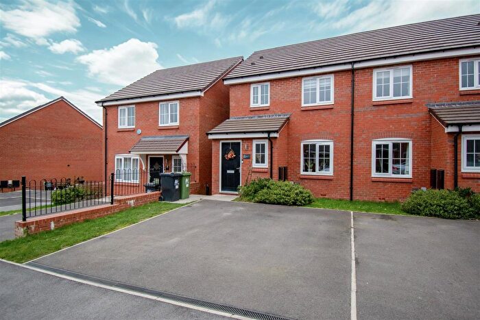 3 Bedroom Semi-Detached House To Rent In Brick Works Drive, Ripley, DE5