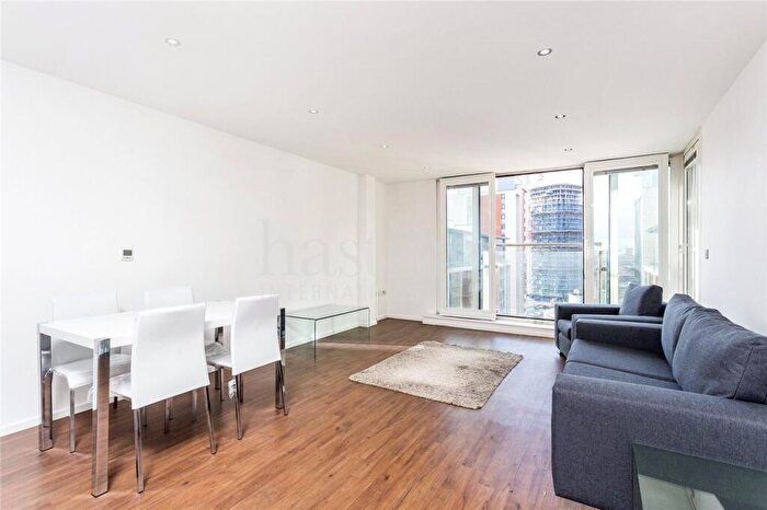 2 Bedroom Apartment To Rent In The Oxygen, Western Gateway, London, E16