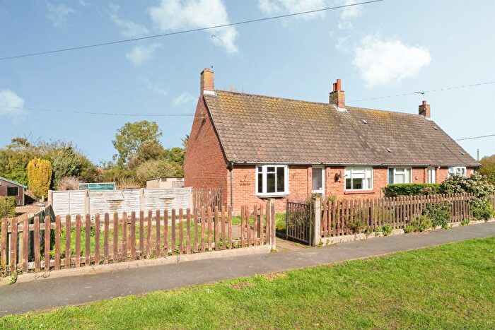 2 Bedroom Semi-Detached Bungalow For Sale In Queens Close, Blakeney, Holt, NR25