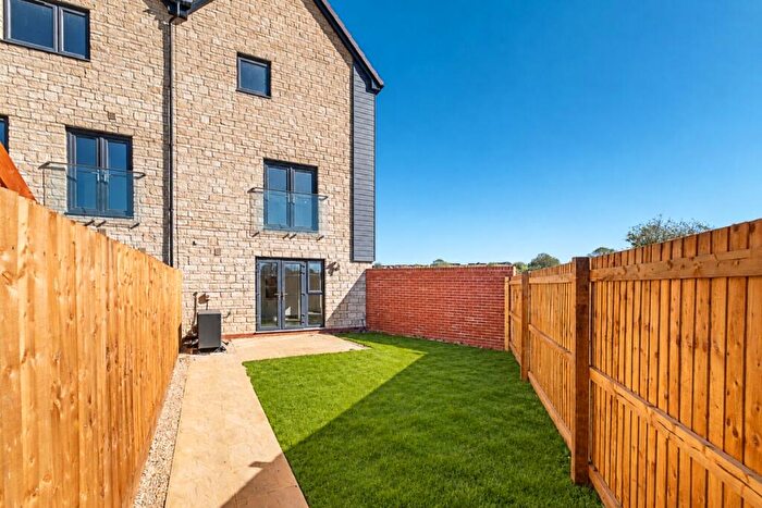 3 Bedroom End Of Terrace House To Rent In Elterdale Datum Drive Didcot, OX11