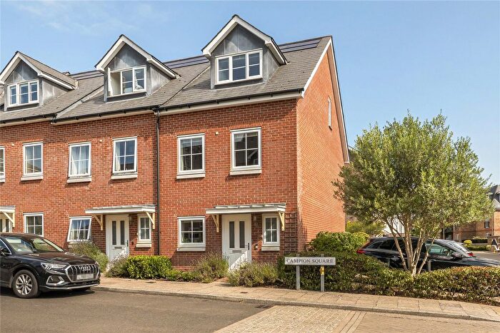 3 Bedroom End Of Terrace House For Sale In Campion Square, Dunton Green, Sevenoaks, Kent, TN14