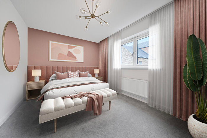 2 Bedroom Maisonette For Sale In Springstead Village, Cambridge, Cambridgeshire, CB1