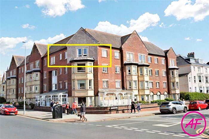 2 Bedroom Penthouse For Sale In Gloddaeth Street, Llandudno, Conwy, LL30