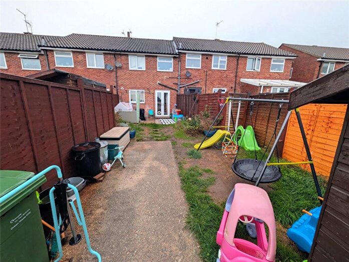 3 Bedroom Terraced House For Sale In Paynesdown Road, Thatcham, Berkshire, RG19