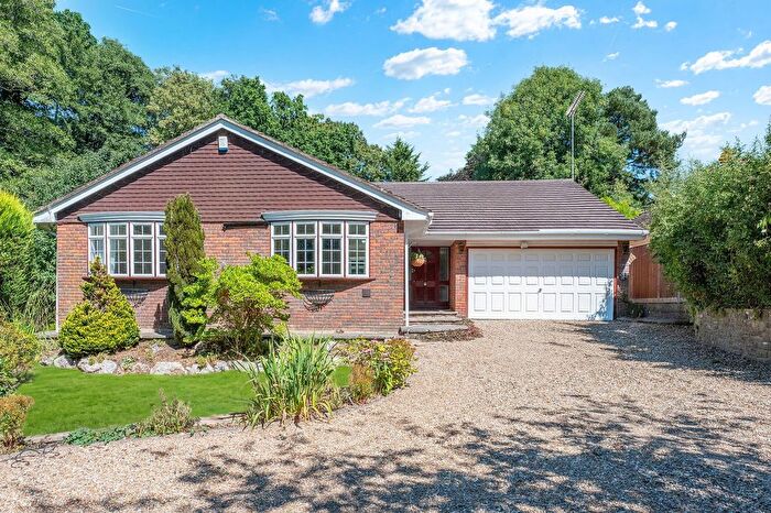 4 Bedroom Detached House For Sale In Paddock Close, Oxted, RH8