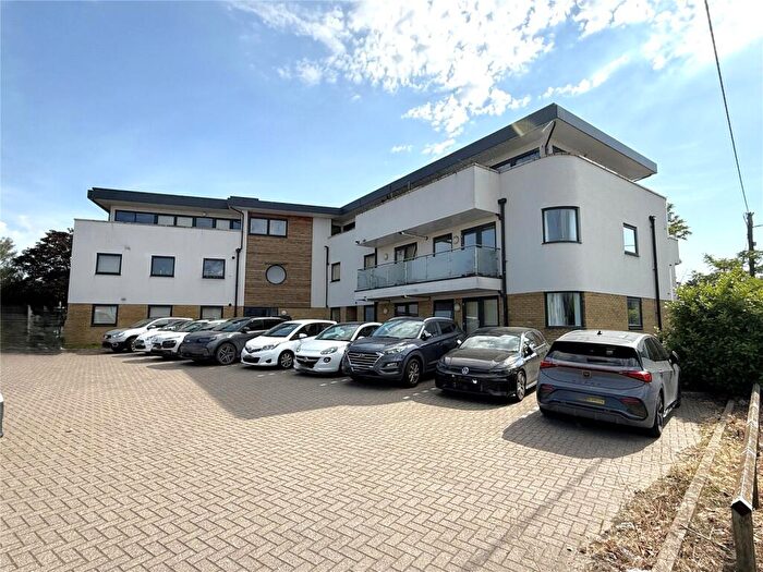 2 Bedroom Apartment To Rent In Billet Lane, Stanford-le-Hope, Essex, SS17