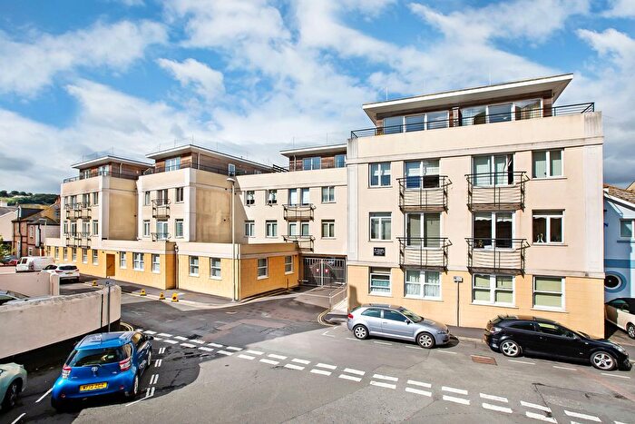 2 Bedroom Flat For Sale In St. Josephs Court, Carlton Place, TQ14