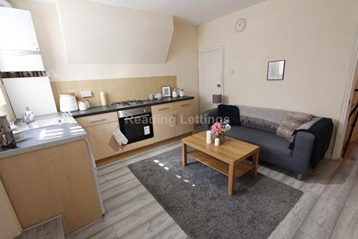 1 Bedroom Flat To Rent In Addington Road, Reading, RG1