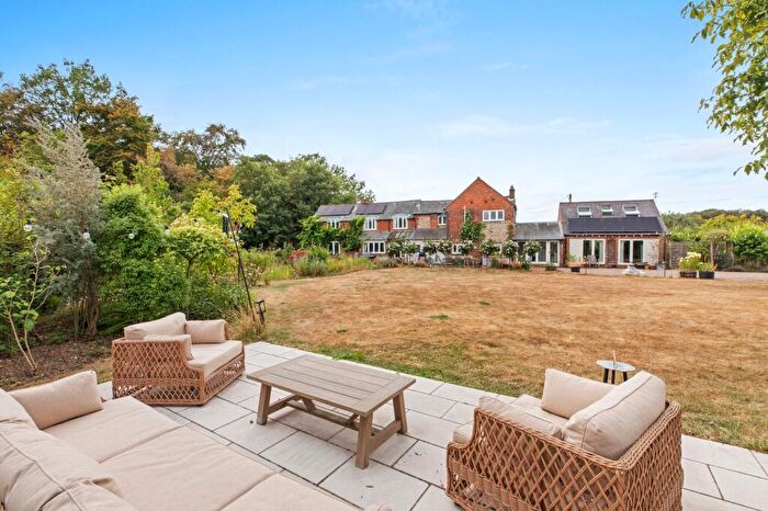 5 Bedroom Detached House For Sale In The Lee, Great Missenden, HP16