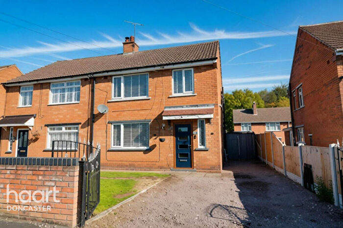 3 Bedroom Semi-Detached House For Sale In Glebe Road, Campsall, Doncaster, DN6