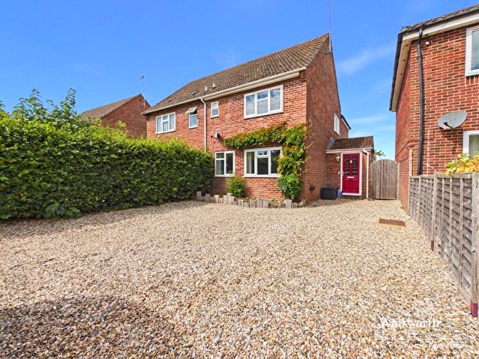 3 Bedroom Semi-Detached House For Sale In Brimpton Road, Brimpton, Reading, Berkshire, RG7