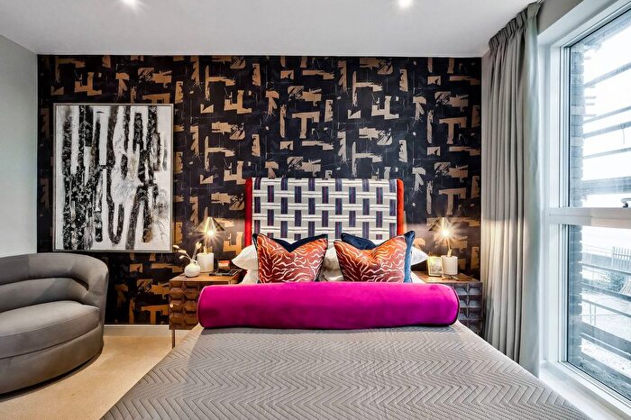 2 Bedroom Flat For Sale In Upper Dock Walk, Royal Albert Wharf, Newham, E16