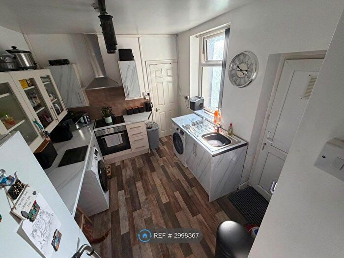 Studio To Rent In Commercial Street, Aberbargoed, CF81