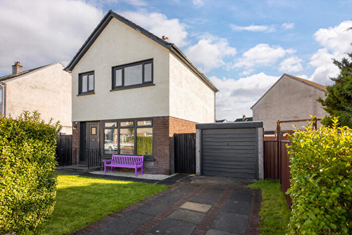 3 Bedroom Detached House For Sale In Talisman Crescent, Helensburgh, Argyll And Bute, G84