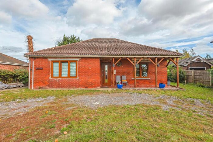 3 Bedroom Detached Bungalow For Sale In Langrick Road, Hubberts Bridge, Boston, PE20