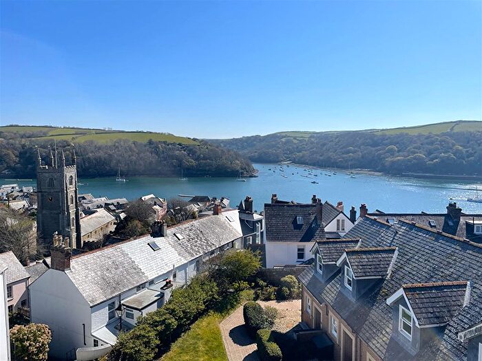 3 Bedroom Town House For Sale In Daglands Road, Fowey, PL23