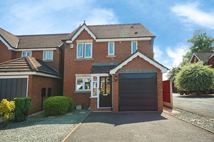 3 Bedroom Detached House For Sale In Bowness Grove, Coppice Farm, Willenhall, WV12