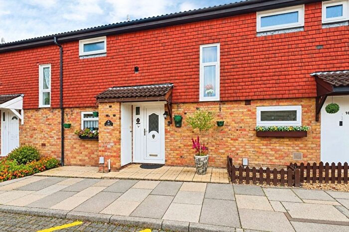 3 Bedroom Terraced House For Sale In Martingale Court, Aldershot, Hampshire, GU11